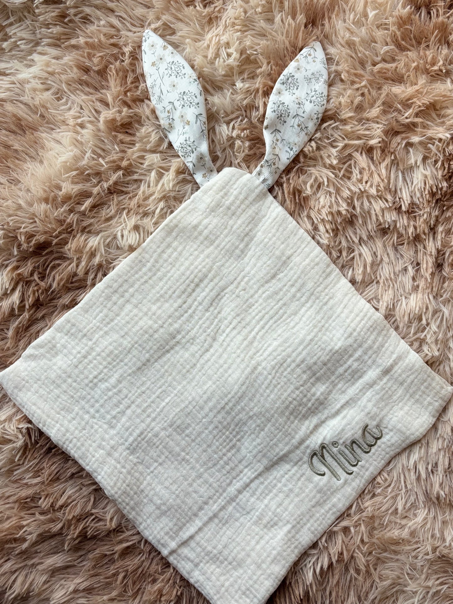 Doudou en gaz de coton prénom personnalisable