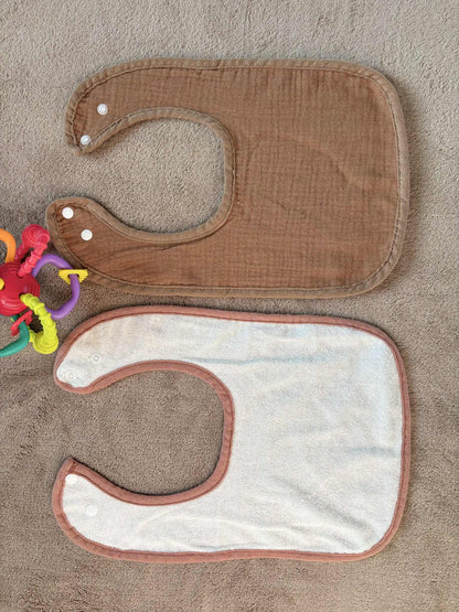 Bavoir enfant brodé personnalisé