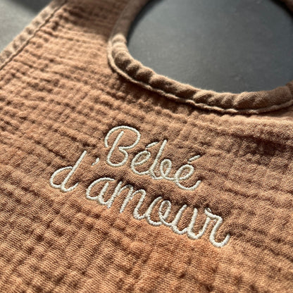 Bavoir enfant brodé personnalisé