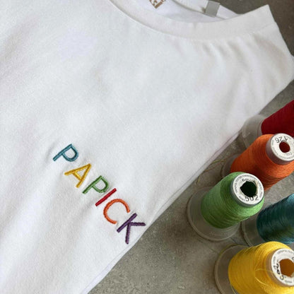 Broderie colorée texte au choix