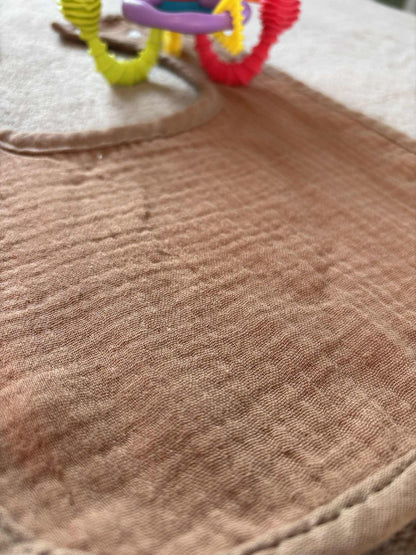 Bavoir enfant brodé personnalisé